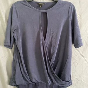 gray banana republic open chest top. size small.